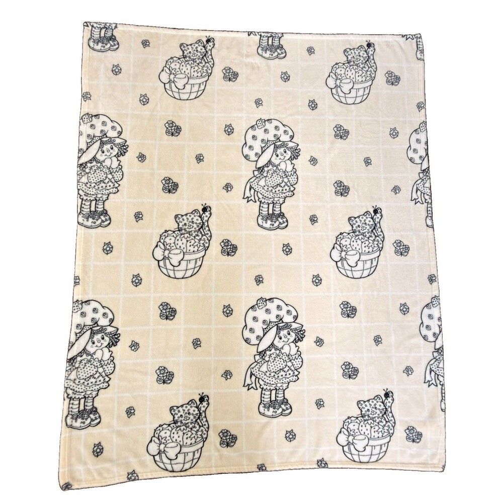 Strawberry Shortcake Custard Plush Throw Blanket 50x60 Cream Floral 2025